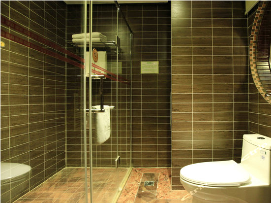 盤谷客棧衛生間